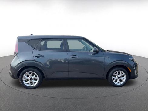 Used 2025 Kia Soul LX w/ LX Technology Package image 16