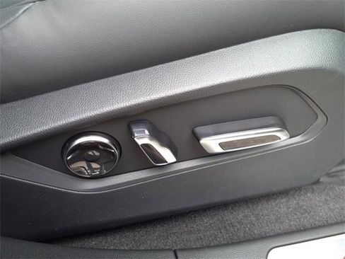 Used 2025 Acura RDX A-Spec image 6