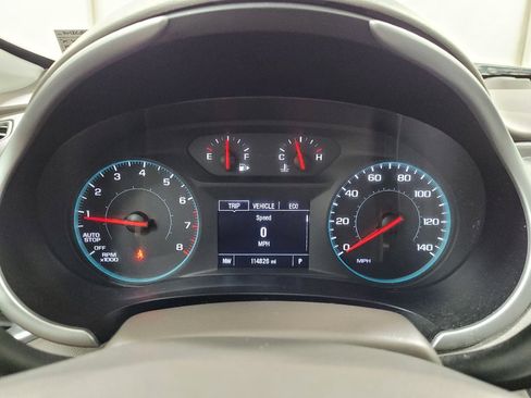 Used 2023 Chevrolet Malibu LS FWD image 23