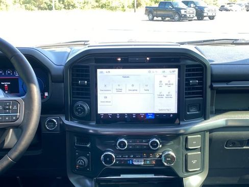 Used 2025 Ford F150 Lariat w/ Bed Utility Package AWD/4WD image 21