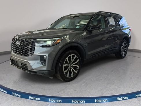 Used 2025 Ford Explorer ST-Line AWD/4WD image 1