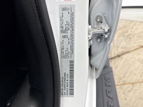 Used 2022 RAM 1500 Big Horn image 10