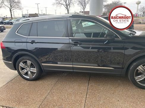Used 2019 Volkswagen Tiguan SEL Premium image 4