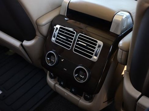 Used 2018 Land Rover Range Rover HSE image 47