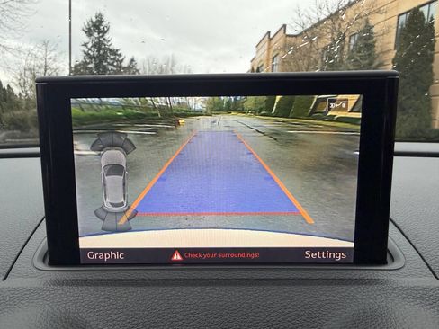 Used 2016 Audi A3 e-tron Premium w/ Audi MMI Navigation Plus image 21