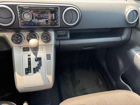 Used 2008 Scion xB FWD image 14