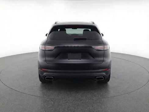 Certified 2023 Porsche Cayenne image 7