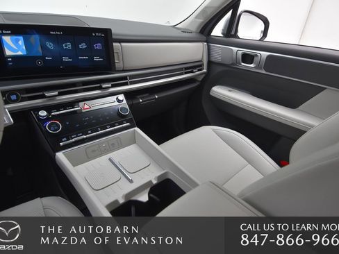 Used 2025 Hyundai Santa Fe SEL image 29