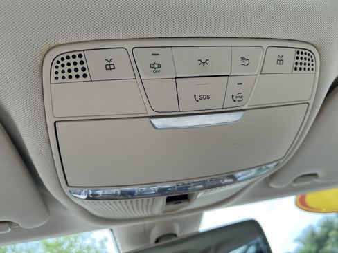 Used 2019 Mercedes-Benz C 300 Sedan image 35