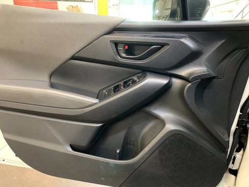Used 2024 Subaru Crosstrek 2.0i w/ Crosstrek Mirror Package AWD/4WD image 11
