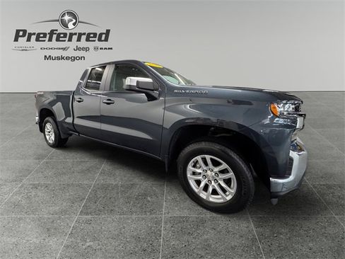 Used 2019 Chevrolet Silverado 1500 LT w/ All-Star Edition image 8