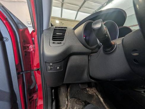 Used 2013 Kia Soul + FWD image 33
