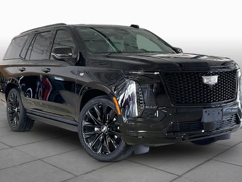 Used 2025 Cadillac Escalade Sport Platinum w/ LPO, ONYX Package AWD/4WD image 2