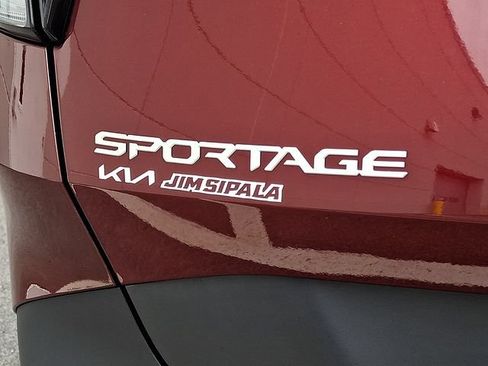 Used 2023 Kia Sportage X-Line w/ X-Line Premium Package AWD/4WD image 32