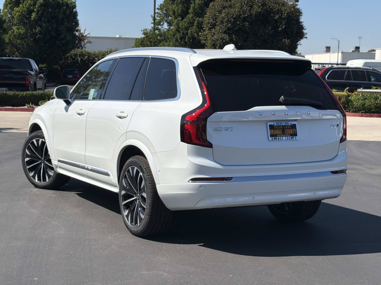 New 2027 Volvo XC90 B6 Plus AWD/4WD image 5