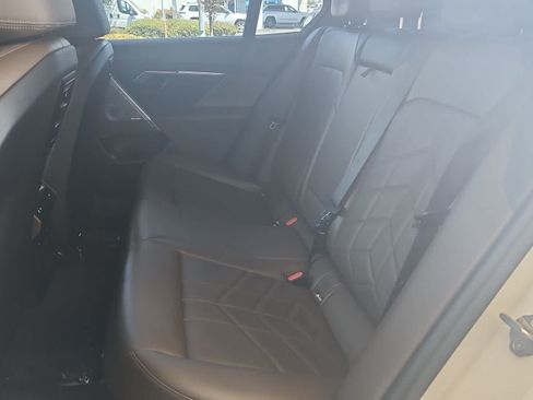 Used 2024 BMW 530i w/ Premium Package RWD image 26