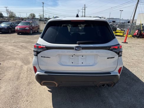Used 2025 Subaru Forester Sport AWD/4WD image 13