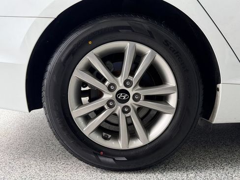 Used 2017 Hyundai Sonata SE FWD image 46