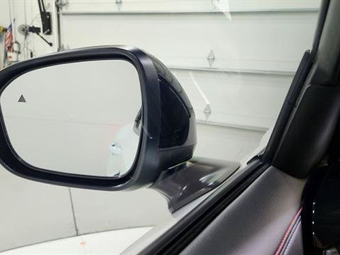 Certified 2025 Nissan Kicks SR FWD image 12