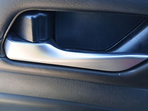 Used 2024 Nissan Altima 2.5 SV image 22