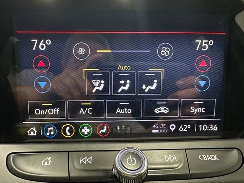 Used 2022 Chevrolet Blazer LT AWD/4WD image 30
