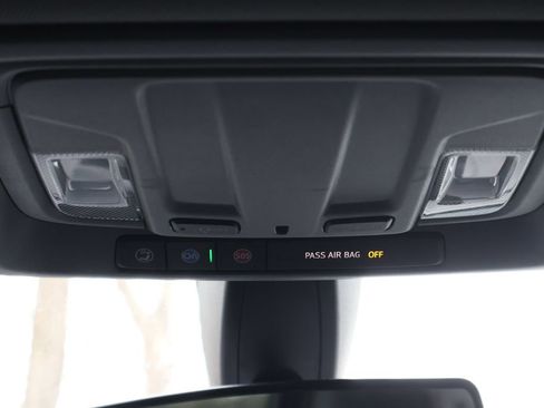 Used 2021 Chevrolet Silverado 1500 LT image 24