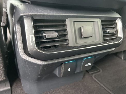 Used 2022 Ford F150 Lariat AWD/4WD image 30