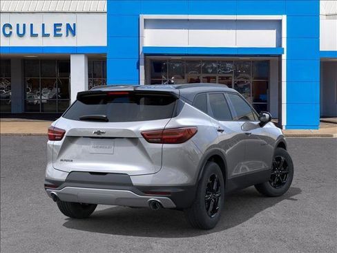 New 2025 Chevrolet Blazer LT w/ Midnight/Sport Edition image 4
