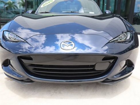 Used 2025 MAZDA MX-5 Miata RF Grand Touring RWD image 8
