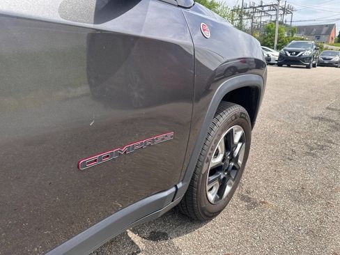 Used 2018 Jeep Compass Trailhawk AWD/4WD image 27