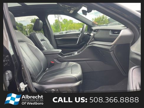 New 2025 Jeep Grand Cherokee Limited AWD/4WD image 21