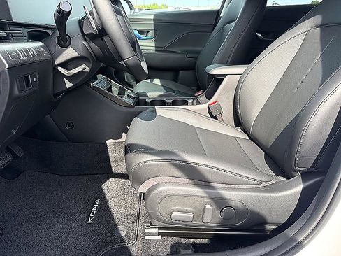 New 2026 Hyundai Kona SEL Premium FWD image 8