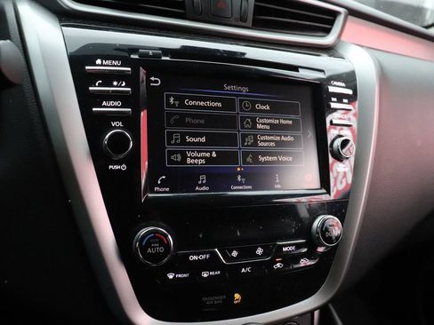 Used 2020 Nissan Murano SV AWD/4WD image 13