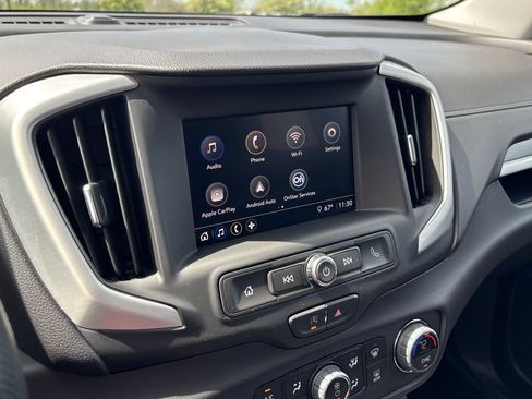 Used 2023 GMC Terrain SLE w/ Driver Convenience Package image 29