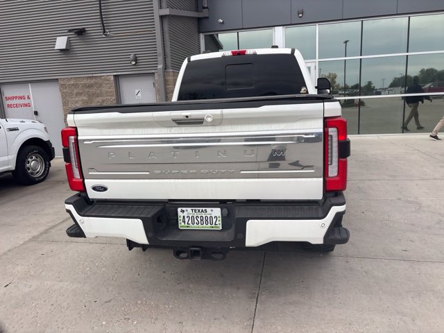 Used 2023 Ford F250 Platinum AWD/4WD image 4