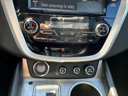Used 2015 Nissan Murano Platinum w/ Platinum Technology Package AWD/4WD image 15