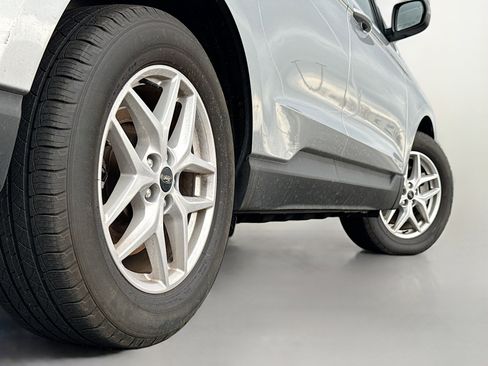 Certified 2024 Ford Edge SEL w/ Convenience Package image 14