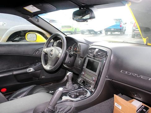 Used 2009 Chevrolet Corvette Z06 w/ Preferred Equipment Group RWD image 32