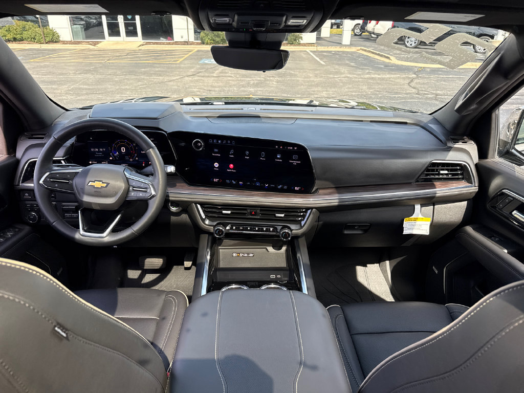 Certified 2025 Chevrolet Tahoe Premier AWD/4WD image 30