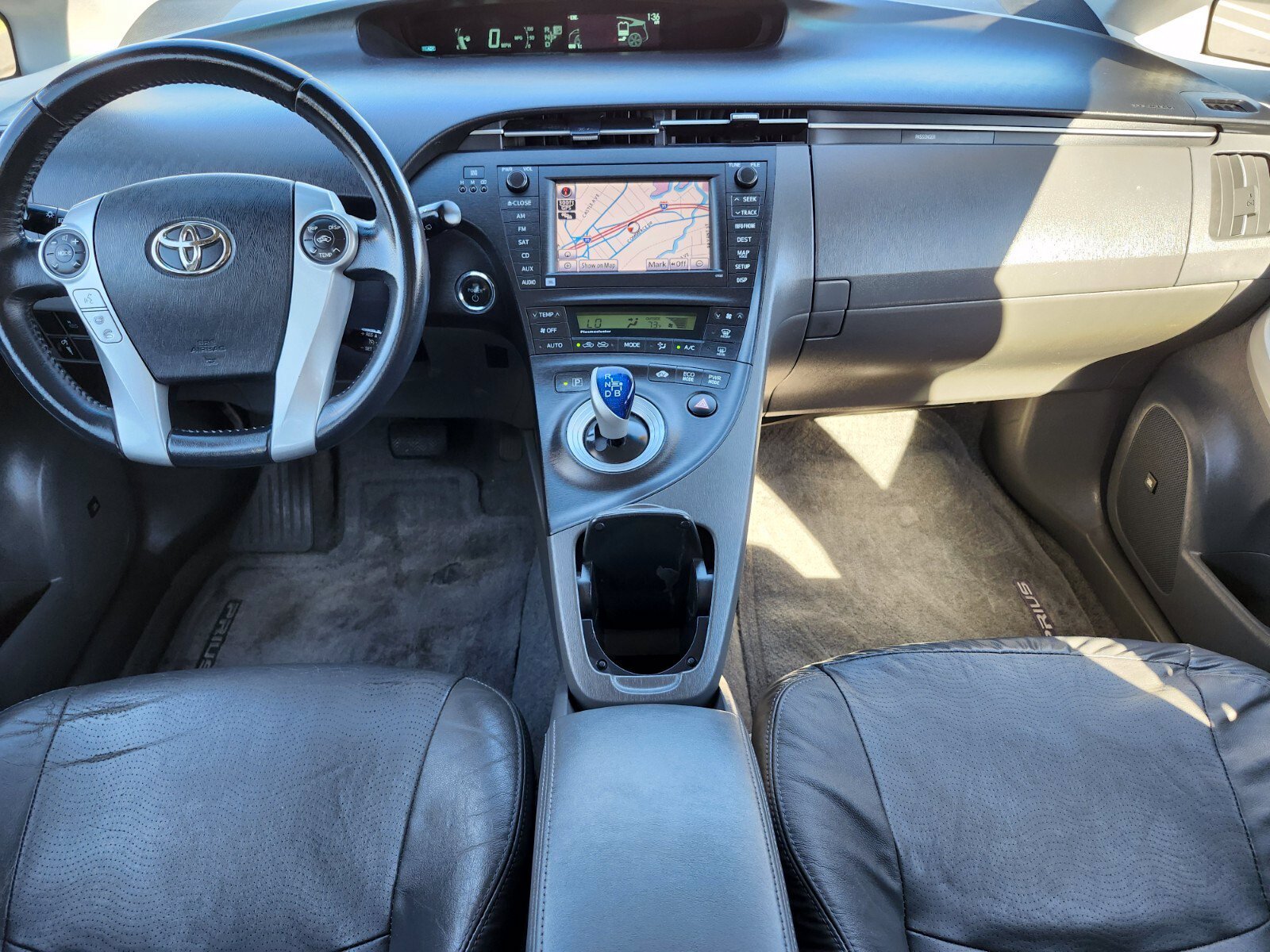 Used 2010 Toyota Prius Four w/ Solar Roof Pkg FWD image 11