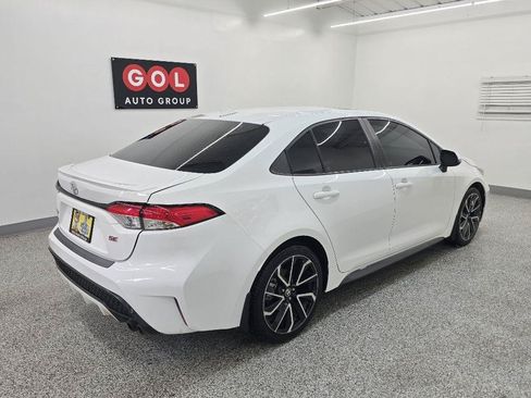 Used 2022 Toyota Corolla SE w/ SE Premium Package FWD image 6