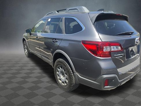 Used 2019 Subaru Outback 3.6R Limited w/ Popular Package #2 AWD/4WD image 16
