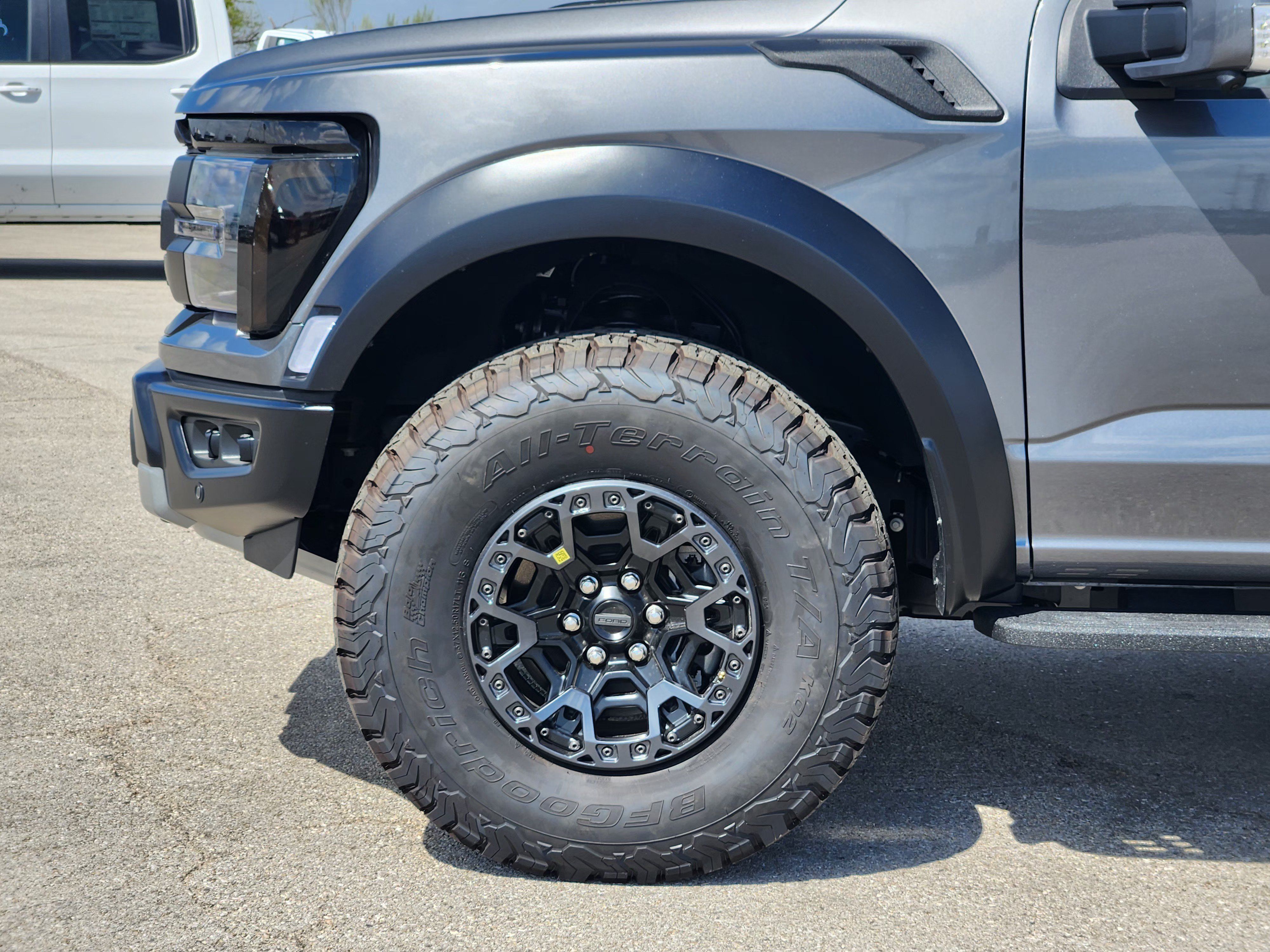 New 2026 Ford F150 Raptor AWD/4WD image 6