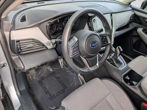 Certified 2025 Subaru Outback Premium image 9