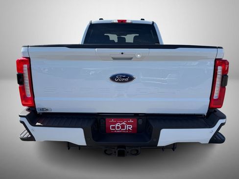 Used 2023 Ford F250 XLT w/ XLT Premium Package AWD/4WD image 9