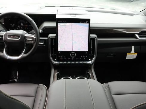 New 2026 GMC Yukon Elevation image 19