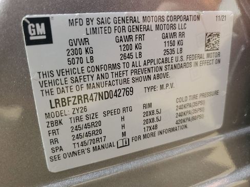 Certified 2022 Buick Envision Avenir w/ Technology Package II image 41