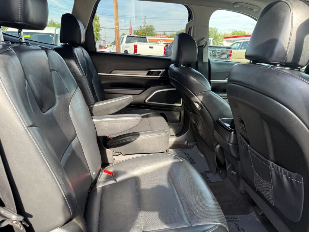 Used 2020 Kia Telluride S AWD/4WD image 29