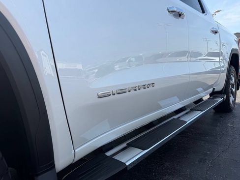 Used 2024 GMC Sierra 1500 SLT RWD image 19