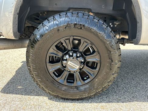 Used 2022 Ford F250 Lariat w/ Tremor Off-Road Package AWD/4WD image 16